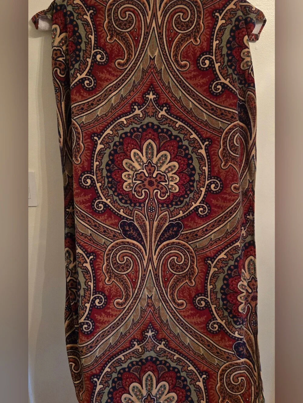 Two Vintage Lauren Ralph Lauren Medallion Paisley Cotton Bath Towels